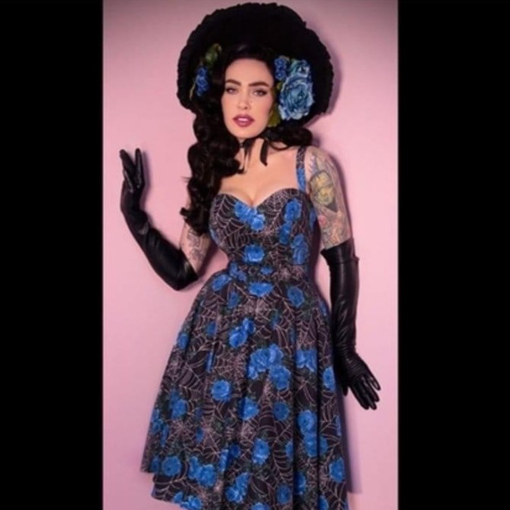 RESERVED FOR ECLIPSEDMIND_54 Vixen by Micheline Pitt blue roses spiderweb